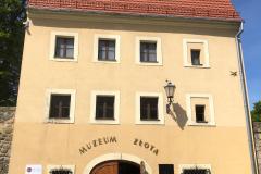 IMG-20250507-WA0105